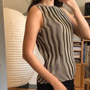 Issey Miyake Noise Tank M